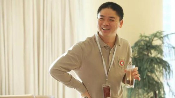 港股配资 京东外卖，围魏救赵